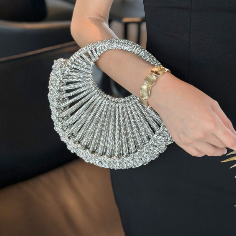 Parlak El Çantası Abiye Çantas - Luxury Bags 2026 Trends incelemesi ve fiyatı