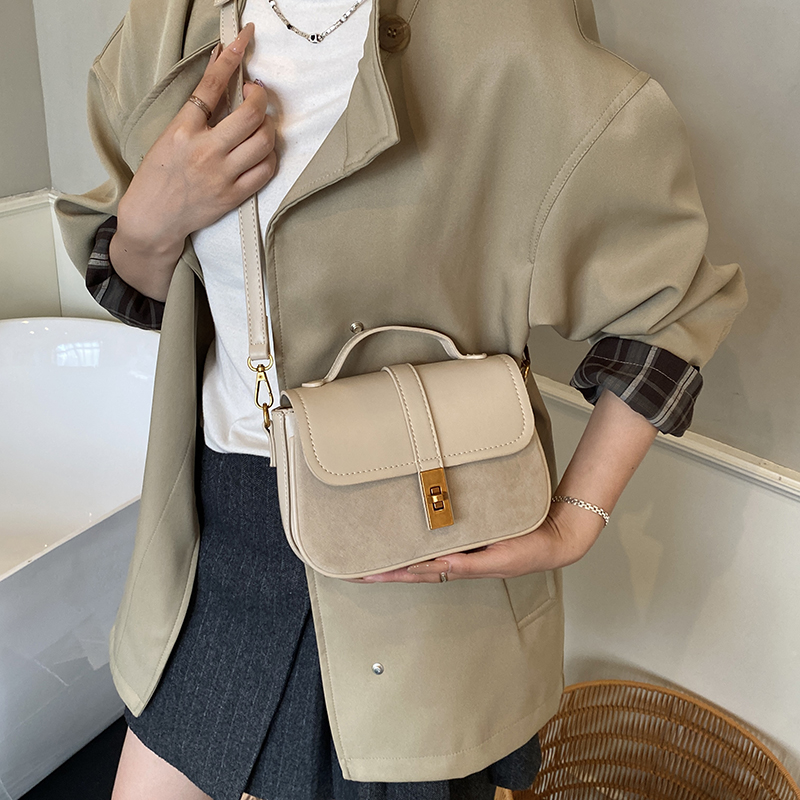 Markalı Mini Kare Kapaklı Çapr - Luxury Bags Sales incelemesi ve fiyatı