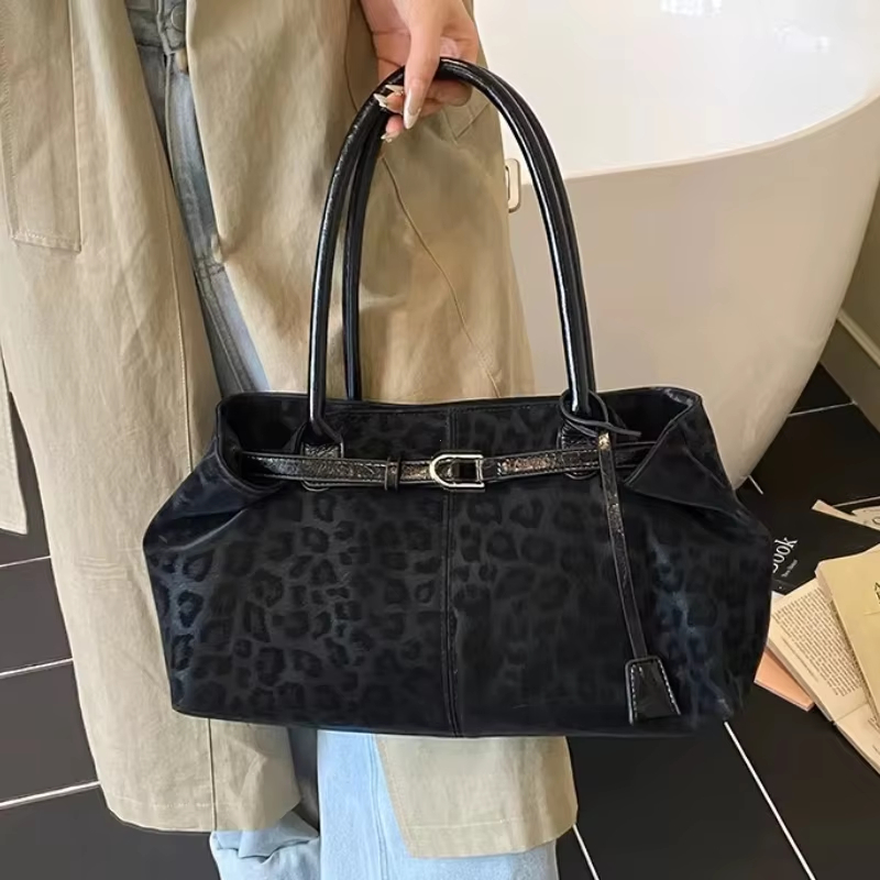 Leopar PU Deri Omuz Çantaları  - Luxury Bags 2026 Trends incelemesi ve fiyatı